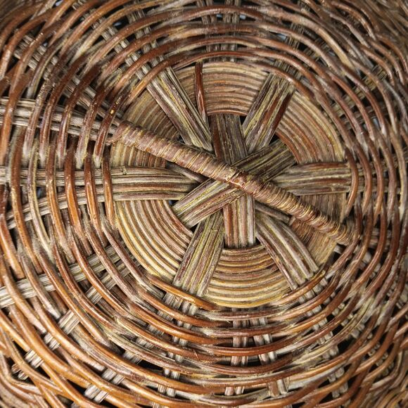 Vintage Wicker Rattan Basket With Lid Reddish Brown 12" x 6" - Picture 10 of 12